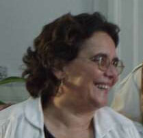 Mirta M. Núñez Gudás, médico, especialista en Bioquímica Clínica, graduada en 1969. 