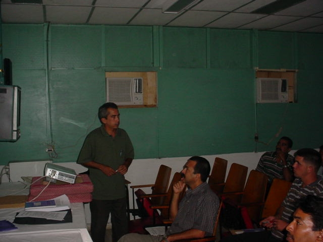 Dr. Ernesto Alvarez Fontanet, Vicedirector del Centro Provincial de Toxicologa de Santiago de Cuba