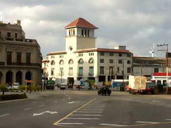 Avenida del Puerto